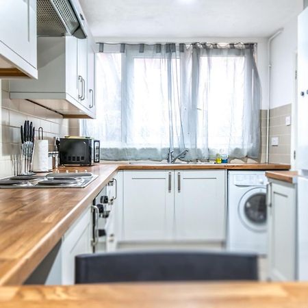 Cosy Guest House In Central Лондон Экстерьер фото
