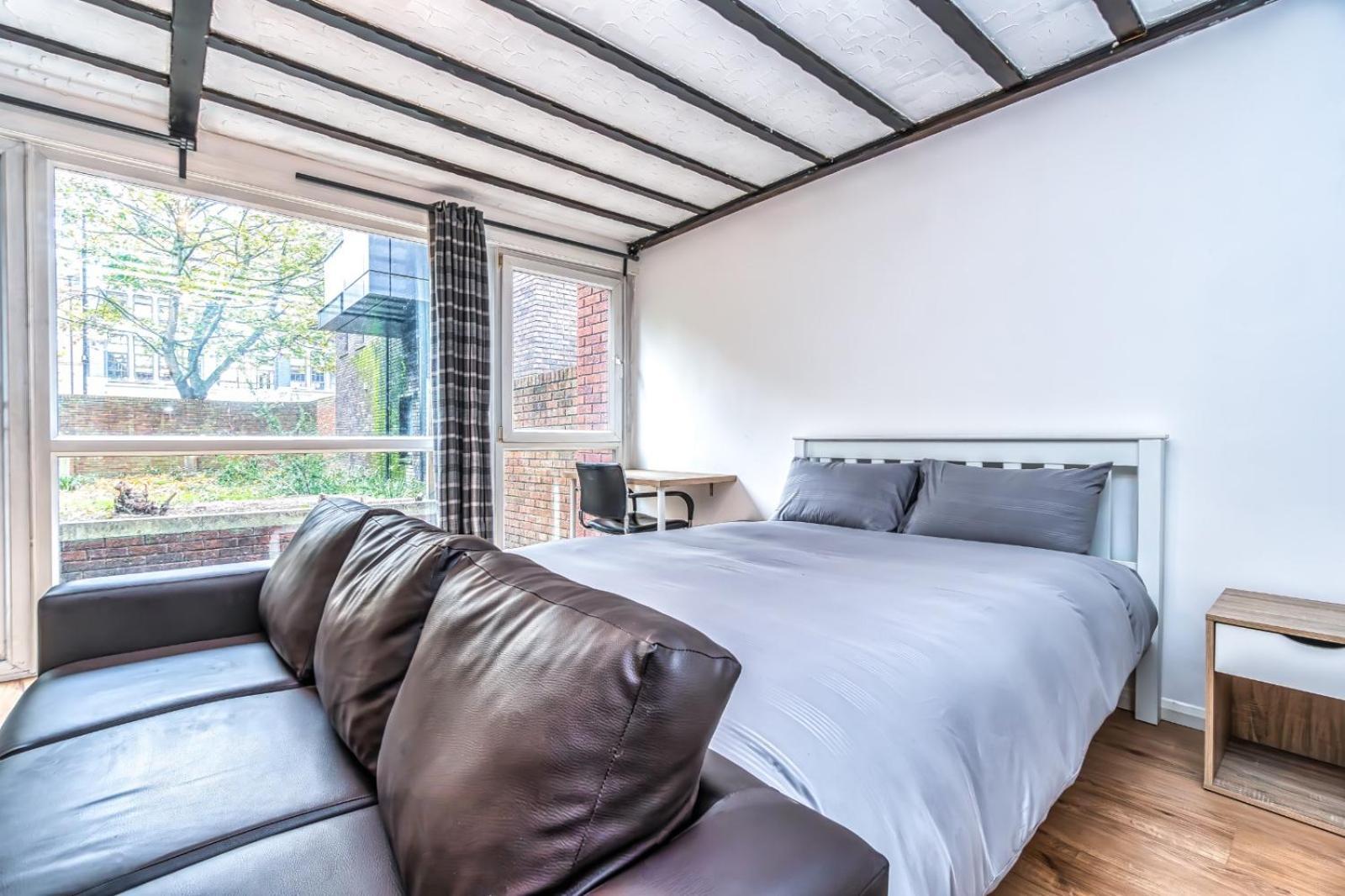 Cosy Guest House In Central Лондон Экстерьер фото